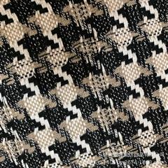 千鸟格型粗纺毛呢布