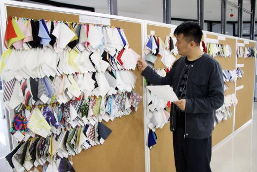 探寻海宁纺织品的辉煌：行业发展的脉动