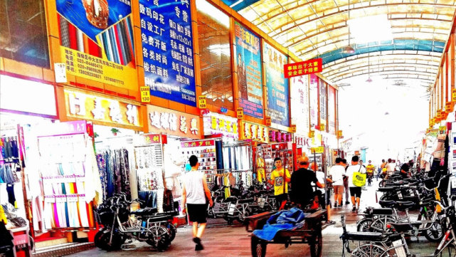 1号箱包网一个纺织人士的观察：广州中大布匹市场的生意为什么不好做了？｜纺织业未来的路在哪里